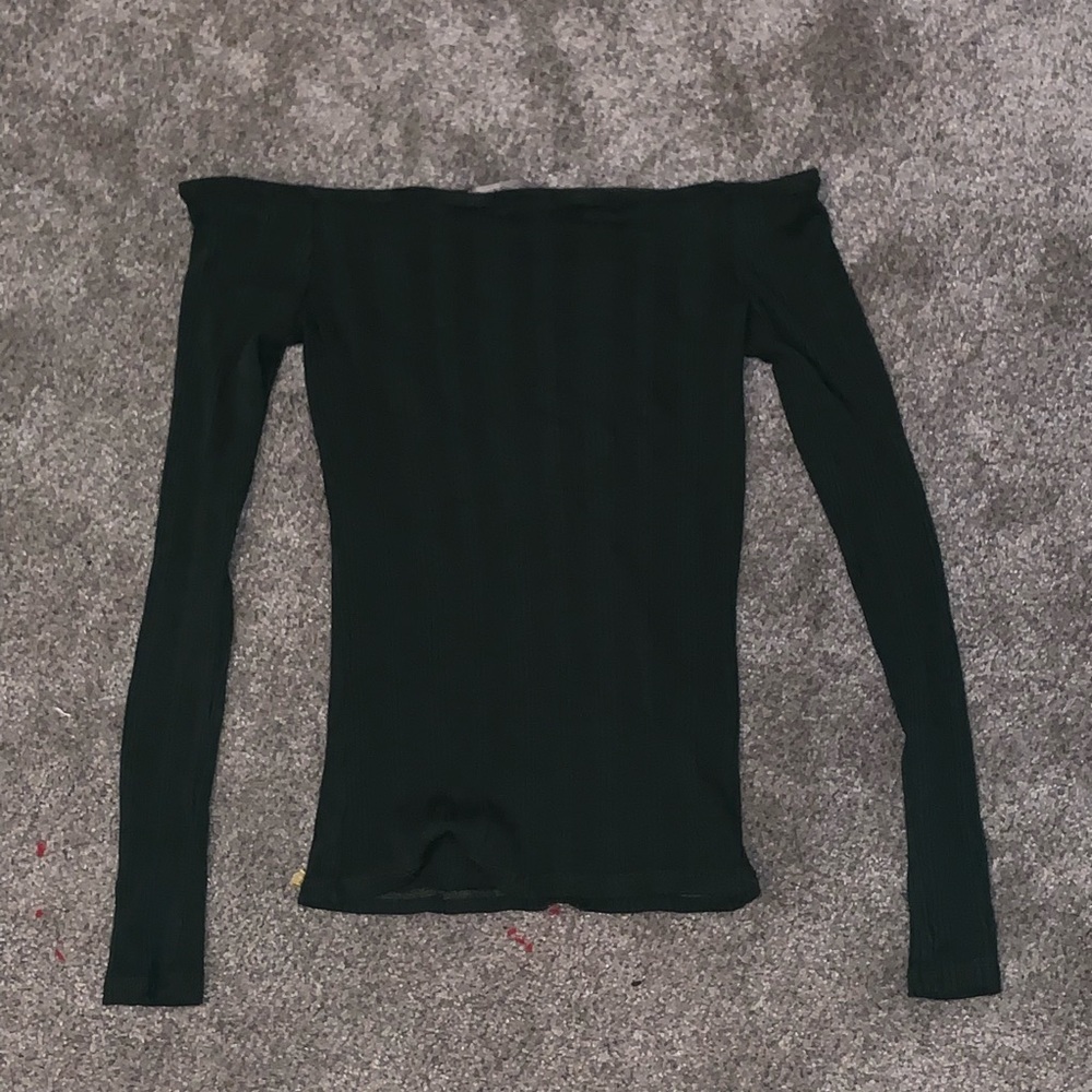 of the shoulder green shirt